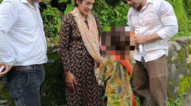 पिथौरागढ़ : अभावों से वंचित बच्चों के लिए AHTU कर ही लगातार कार्य।
