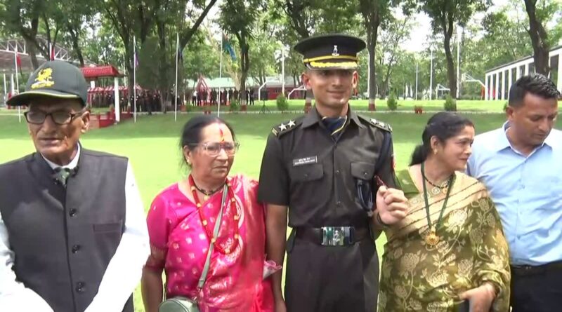 पिथौरागढ़ : सेना में लेफ़्टिनेंट बने पिथौरागढ़ के भूपेंद्र सिंह । किया सपना पूरा ।