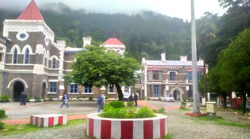 नैनीताल : विवाह के समय युवक की उम्र 21 वर्ष से कम होने मामले में जोड़े को सुरक्षा देने मामले में सुनवाई की.